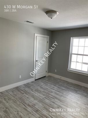 Photo - 430 W Morgan St