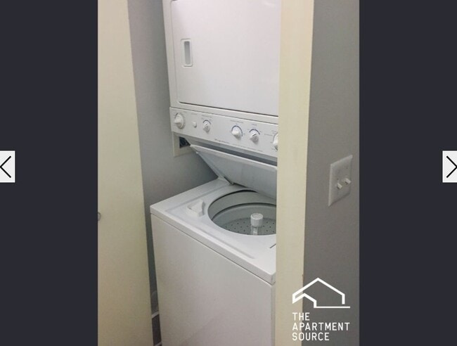 Photo - 3455 N Wolcott Ave Unit 2