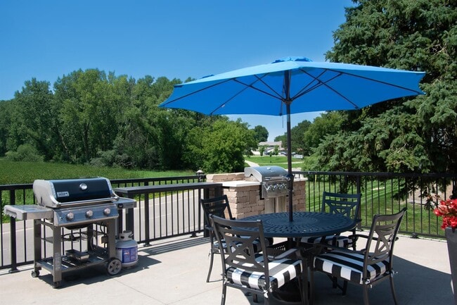 Photo - The Views of Minnetonka