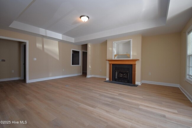 Photo - 1930 Tara Ct Unit 103
