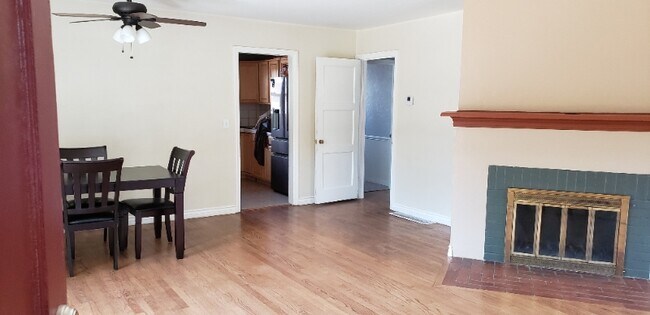 Photo - 148 E Spruce St