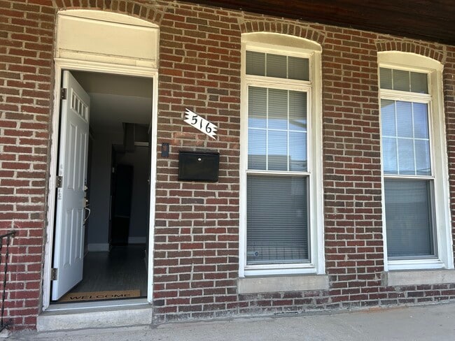 Photo - 516 Woodbourne Ave