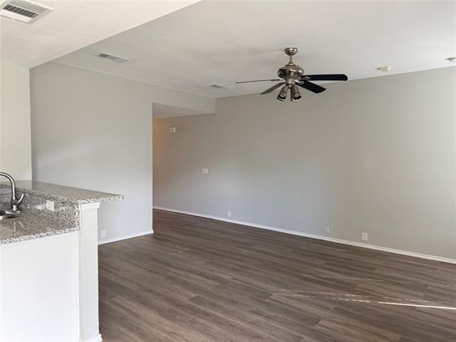 Photo - 1113 Greenbend Dr