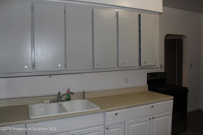 Photo - 715 Moosic St