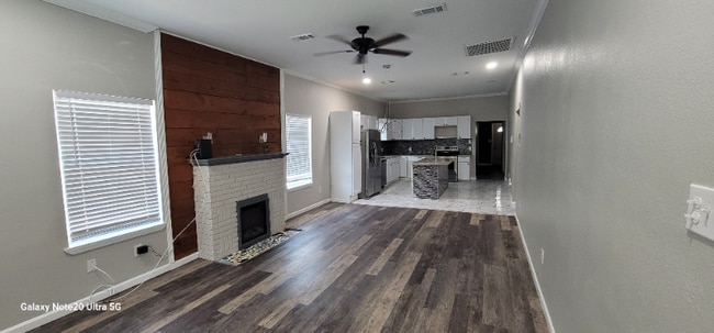 Photo - 1623 N 12th St