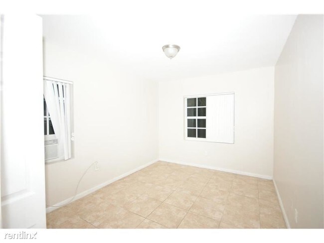 Photo - 5759 SW 61st St