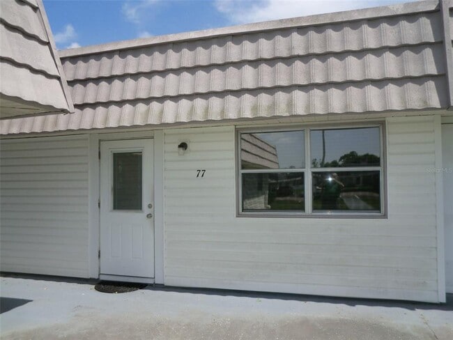 Building Photo - 206 Andover Pl N Unit 77 Rental