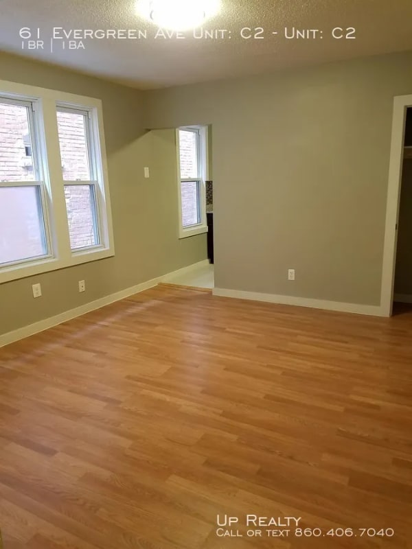 Photo - 59-61 Evergreen Ave Unit 103