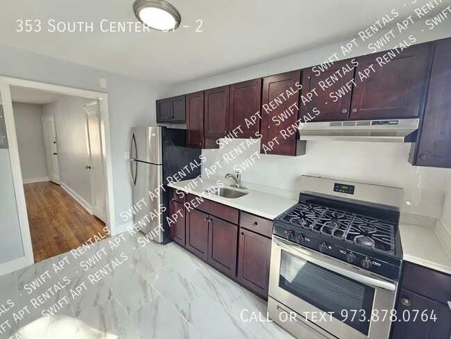 Photo - 353 S Center St Unidad 2