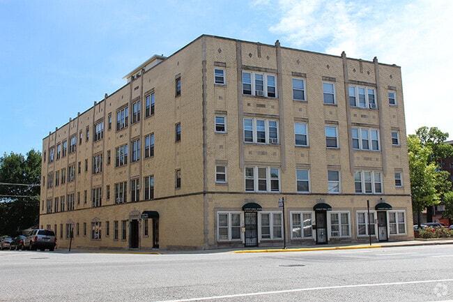 Building Photo - 7542 Adams St Rental