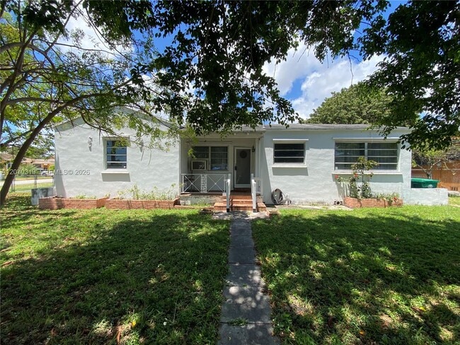 Building Photo - 350 SW 34th Ave Unit -