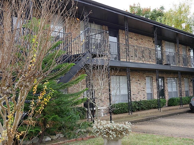 Photo - 1500 Woodhead St Unit 6