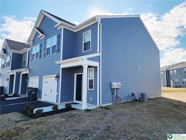 Photo - 1182 Susan Cir