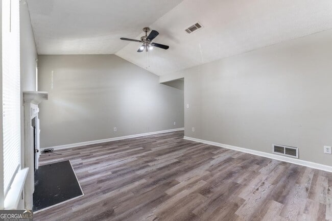 Photo - 1101 Old Saybrook Ct