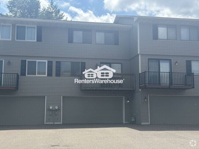 Building Photo - 4326 Chatsworth St N Rental