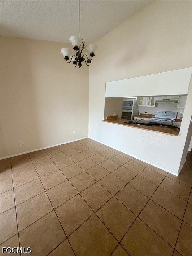 903 SE 13th Terrace