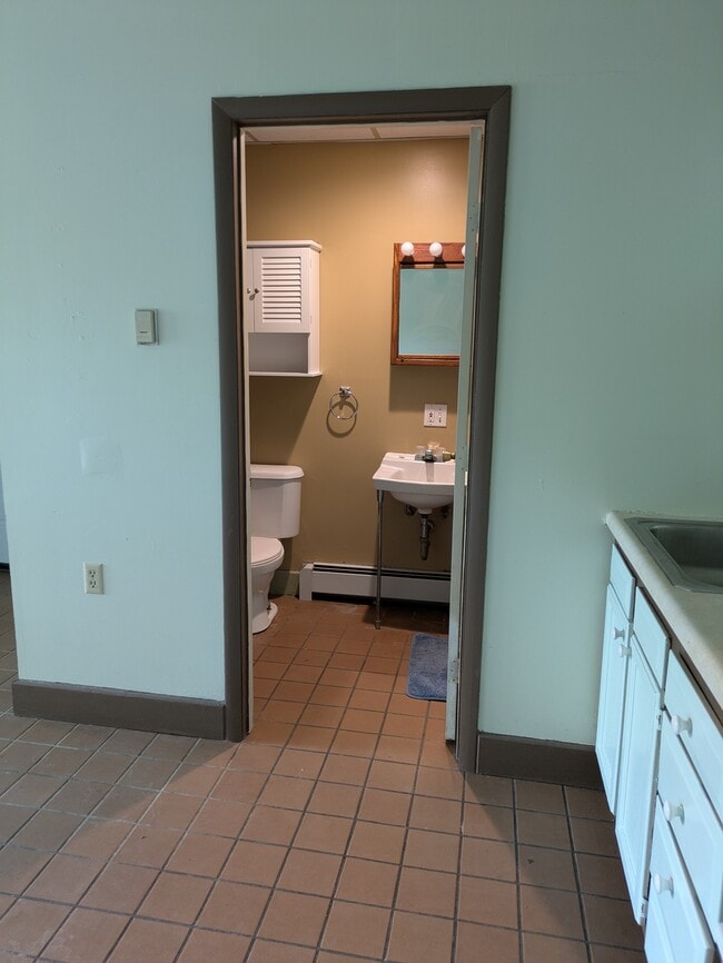 Photo - 597 E Enfield Center Rd Unit #C