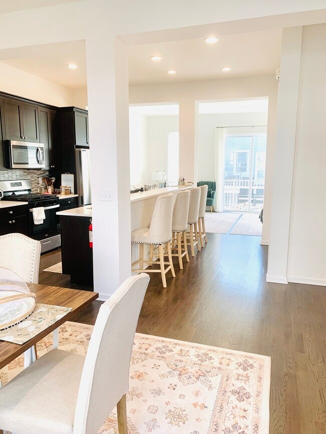 Photo - 33 Parkside Ln