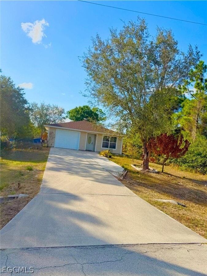 Photo - 5011 Moon Ln