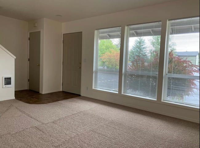 Photo - Cozy 2 Bed, 1.5 Bath Town Home!