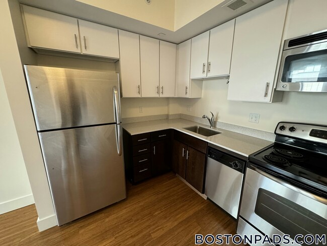 Photo - 8 Winter Pl Unit 701