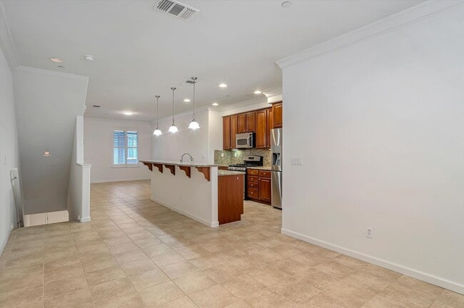 Photo - Gorgeous 2 Bedroom 2.5 Bathroom Townhome - Incredible Location