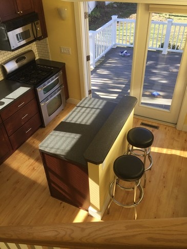 Building Photo - 153 Grand Ave Unit 3 (rear)