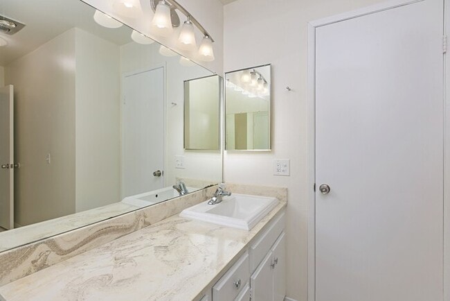 Photo - Bright & Spacious La Costa Condo with Community Amenities in Carlsbad