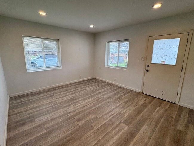 Photo - Country Like 2 Bedroom 2 Bath Single Story Home