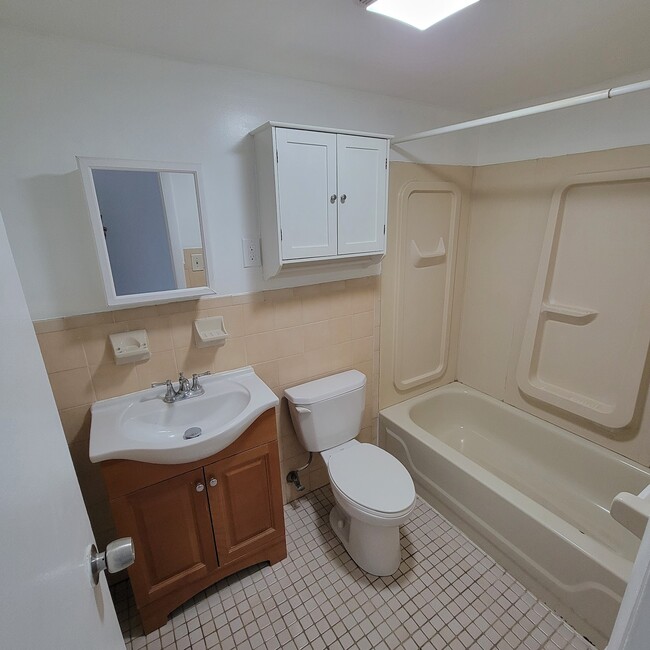 Photo - 1306 Manhattan Ave Unidad BR