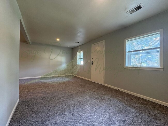 Photo - Charming 2 Bedroom Home in Raytown