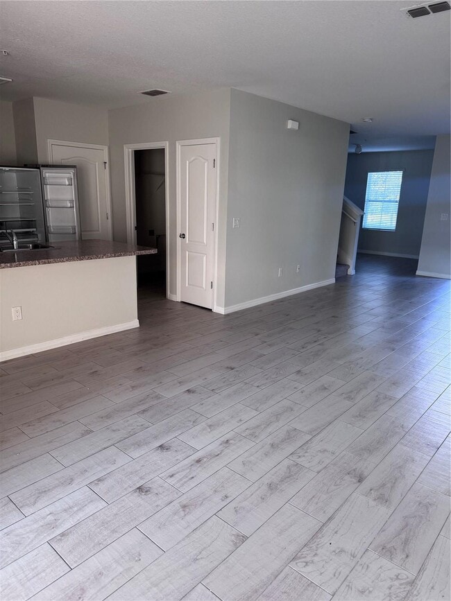 Photo - 1613 Reflection Cv