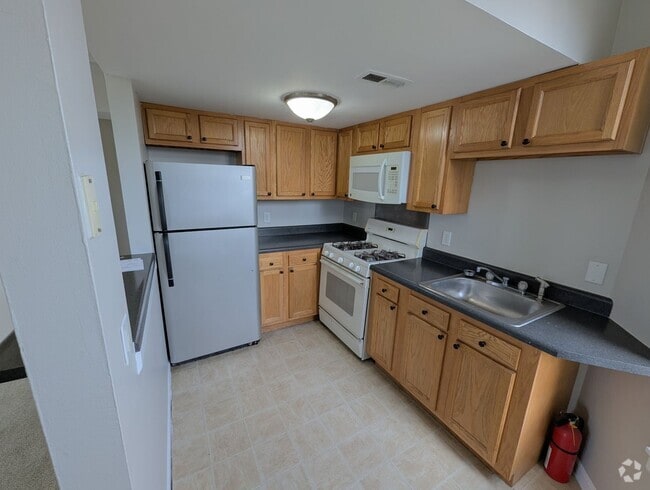 Building Photo - 2747-2749 Arsenal Street Unit 2747 Rental