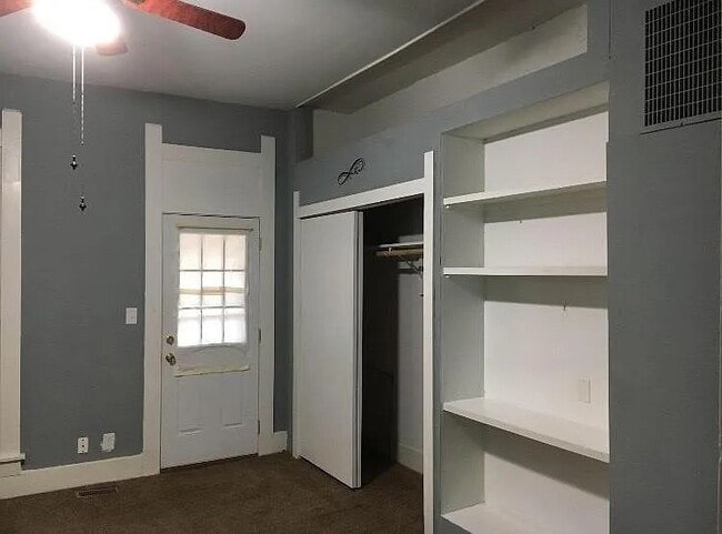 Photo - 294 W Clinton St