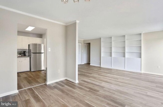Photo - 4241 Columbia Pike Unit 506