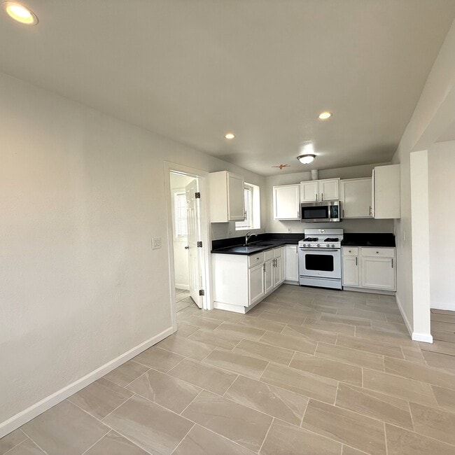 Photo - 10605 S Normandie Ave