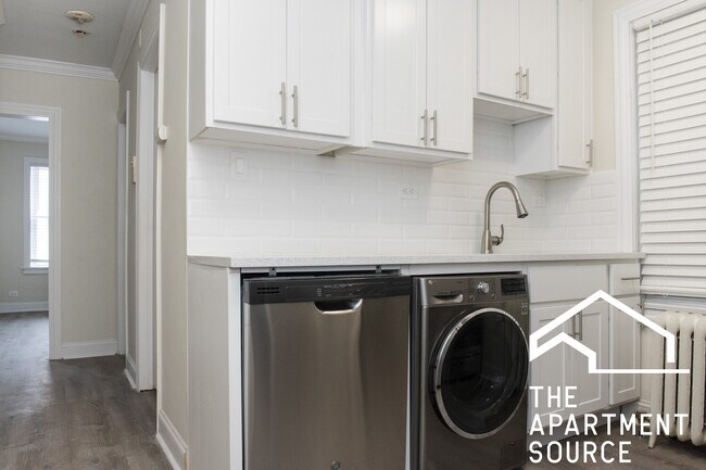 Photo - 733 Elm St Unit 302