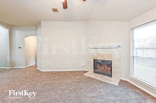 Photo - 6739 Renata Cir