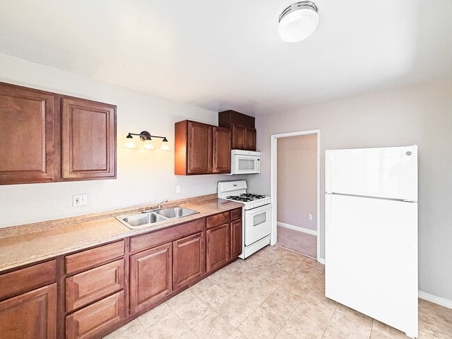 Photo - SD: 3BD/1.5BA Apartment in Normal Heights with Reserved Parking Unidad 3178 Adams Ave