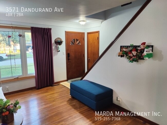Photo - CHARMING 4 BED/1.5 BATHS INGLE FAMILY HOME SOUTH WINDSOR + UTILITIES
