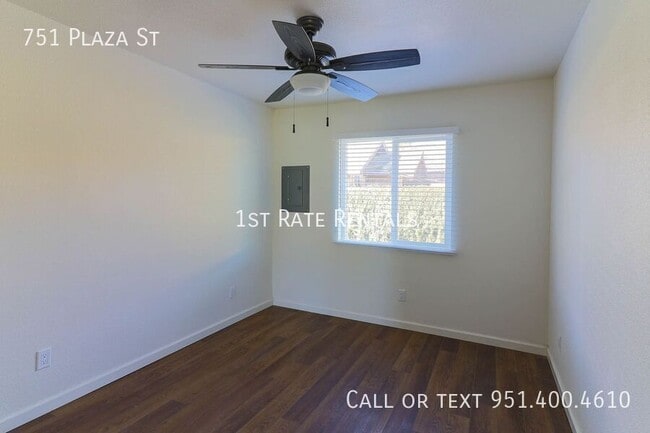 751 Plaza St