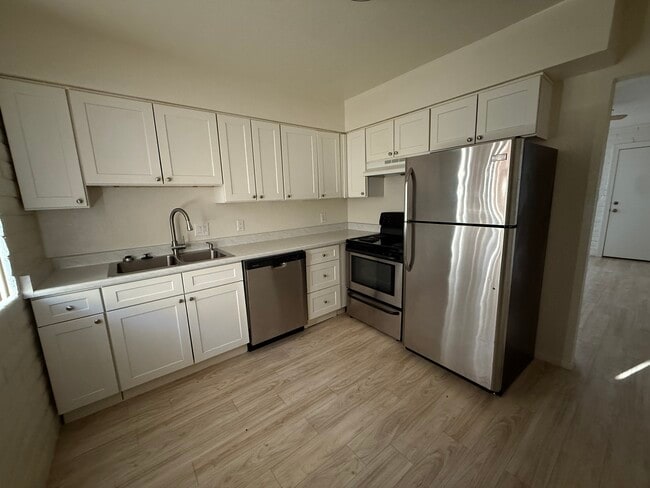 Photo - Mountain View Apartments