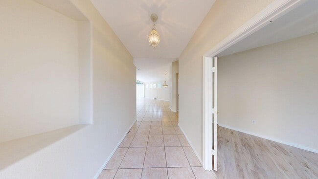 Photo - 4BD/2BA Single Family Home in Olympia!!