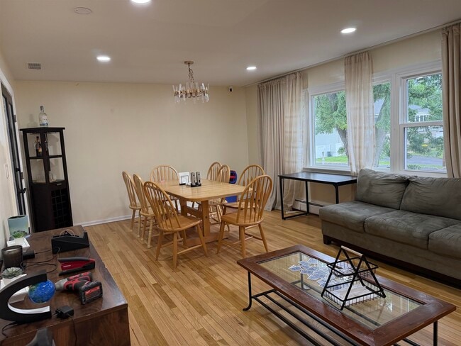 Photo - 7 Campi Ct