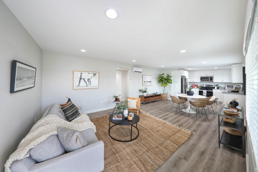 Large Great Room with Flat Screen TV Mounts