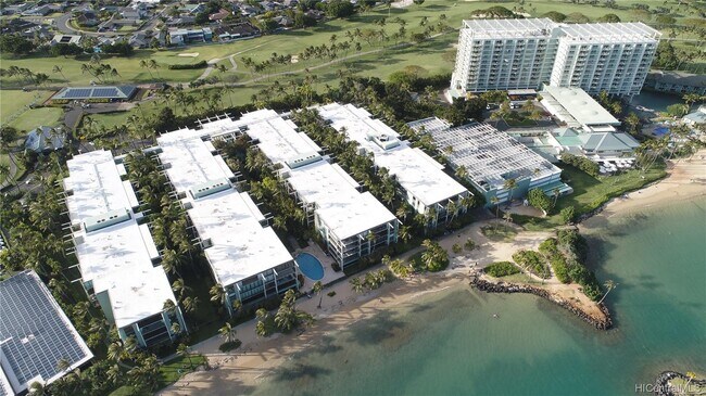 Photo - 4999 Kahala Ave