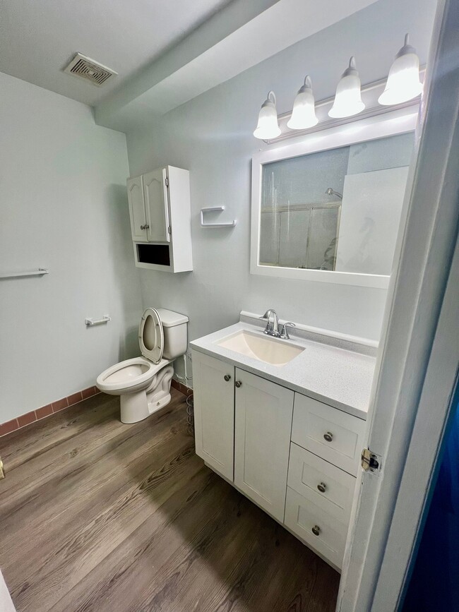 Photo - 1137 Kaye Ct