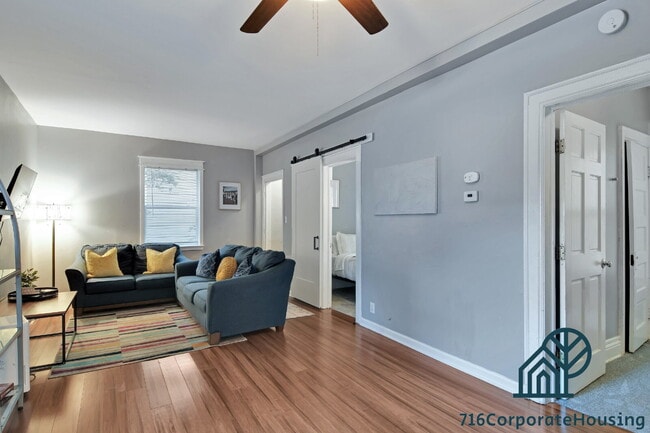 Photo - Furnished 3-Bedroom Carriage House on Bird Ave Unit Carriage House