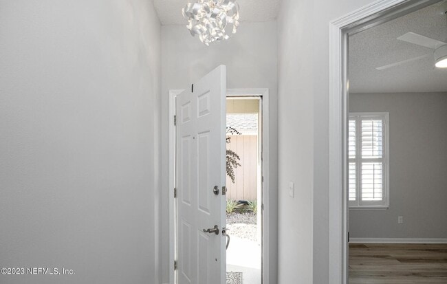 Photo - 126 Solano Cay Cir