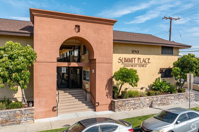 Leasing Office
